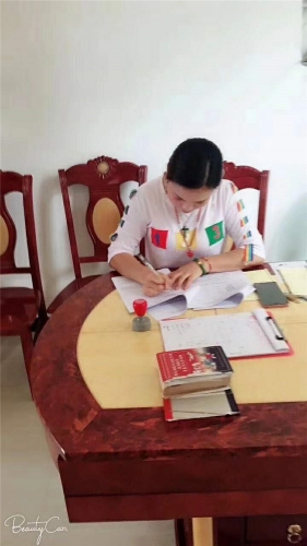 J9官网环保客户签单合照